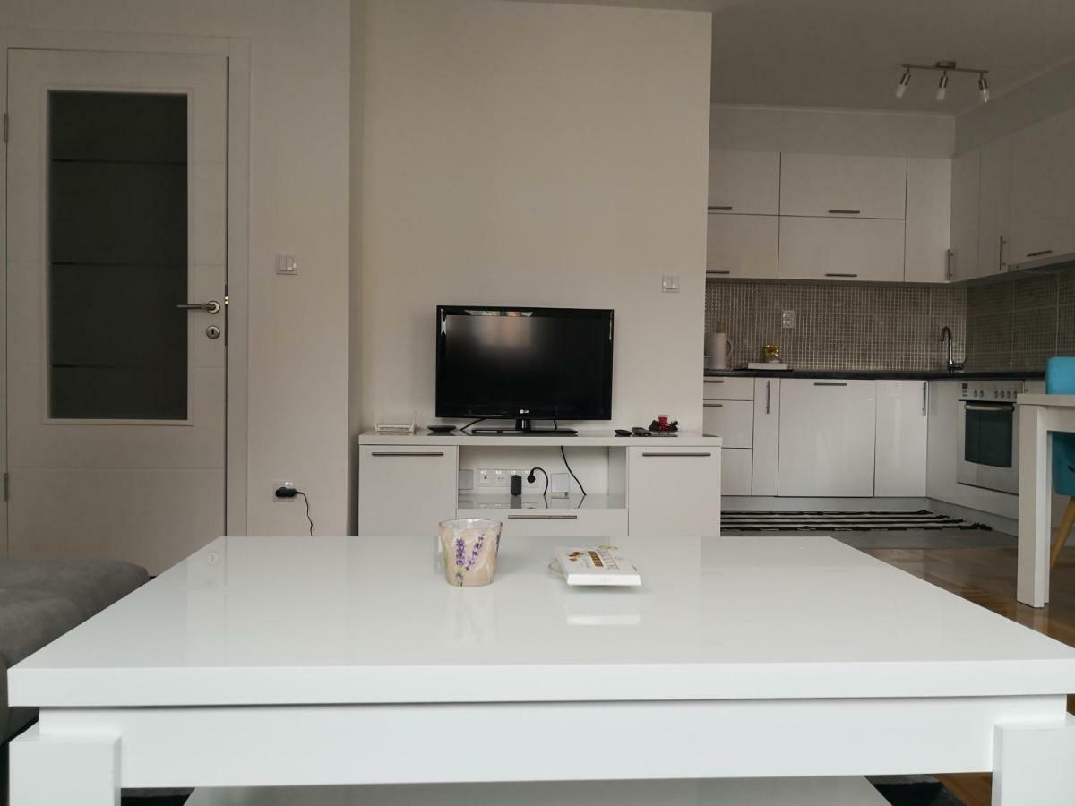 Apartman Gaga Lukavica المظهر الخارجي الصورة